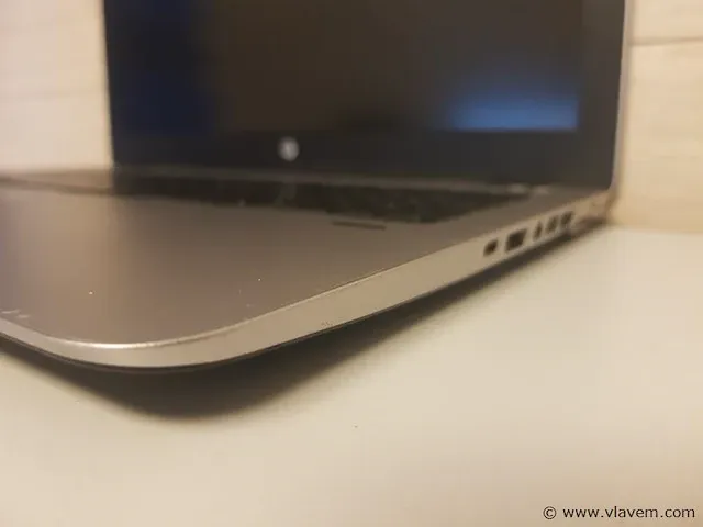 Laptop - afbeelding 5 van  5