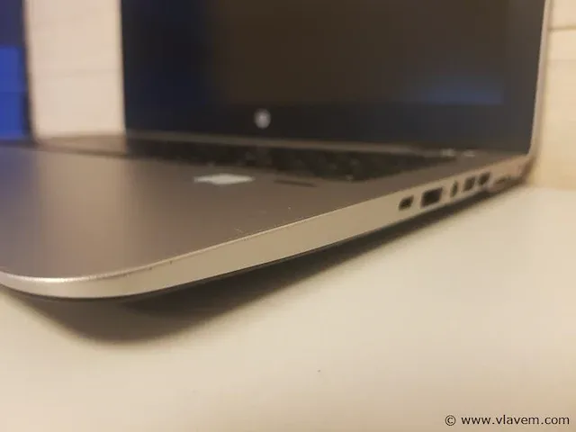 Laptop - afbeelding 5 van  5