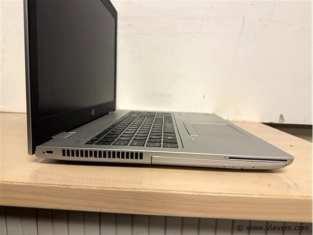 Laptop - afbeelding 2 van  3