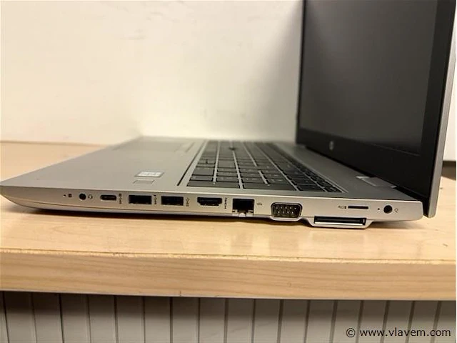Laptop - afbeelding 3 van  3