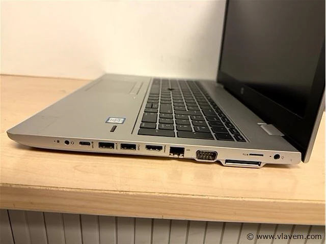 Laptop - afbeelding 3 van  3