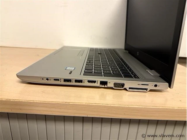 Laptop - afbeelding 3 van  3