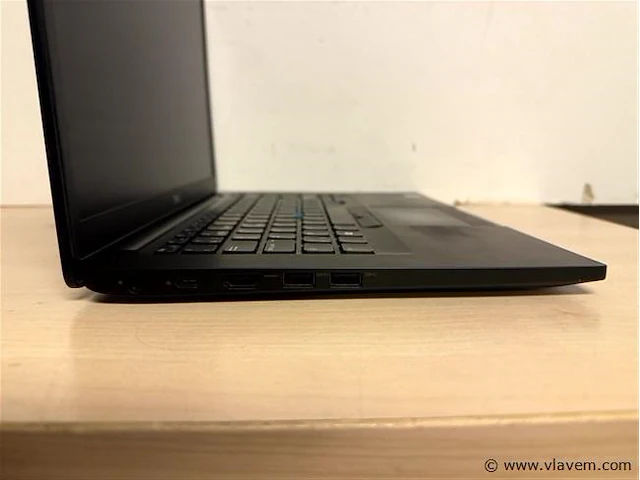 Laptop - afbeelding 2 van  3
