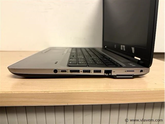 Laptop - afbeelding 3 van  3