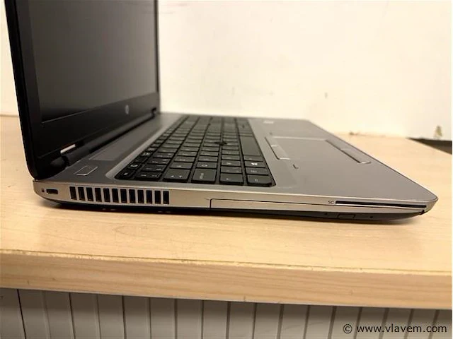 Laptop - afbeelding 2 van  3