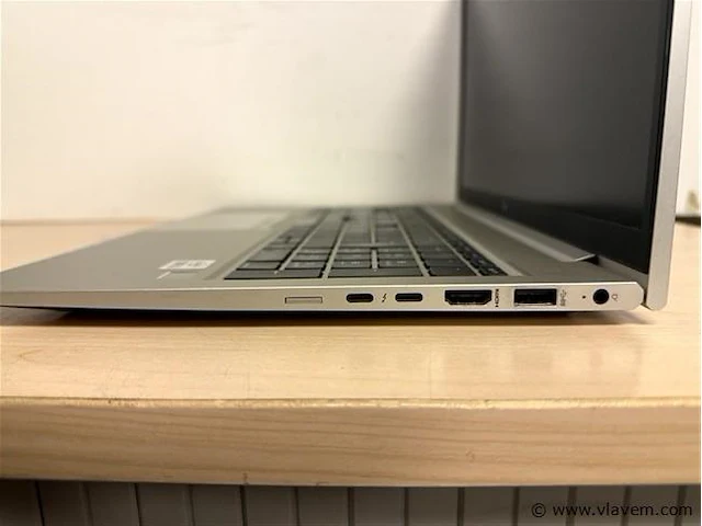 Laptop - afbeelding 3 van  3