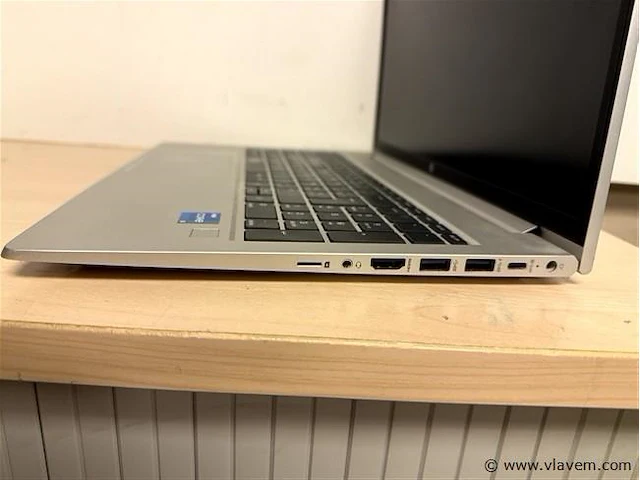 Laptop - afbeelding 3 van  3