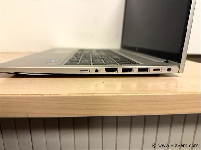 Laptop - afbeelding 3 van  3