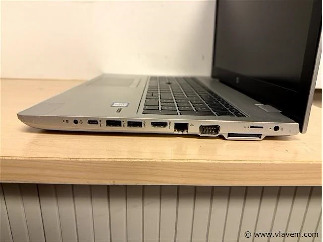 Laptop - afbeelding 3 van  3