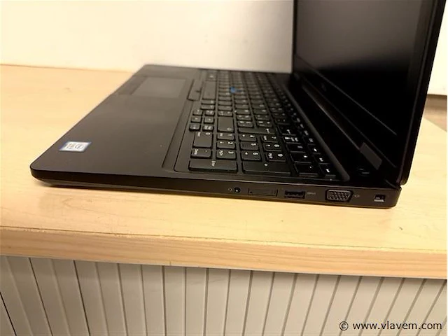 Laptop - afbeelding 3 van  3