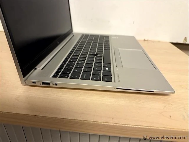 Laptop - afbeelding 2 van  3