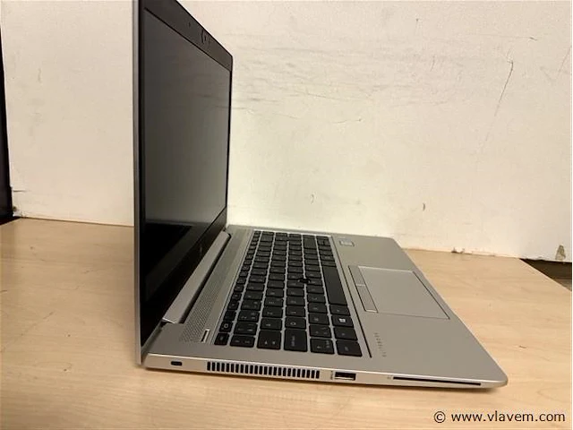 Laptop - afbeelding 2 van  3