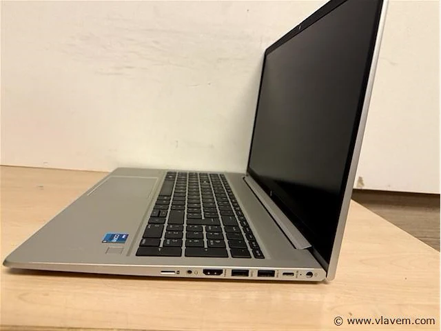 Laptop - afbeelding 2 van  3