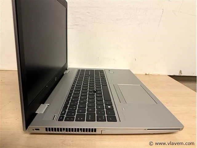Laptop - afbeelding 2 van  3