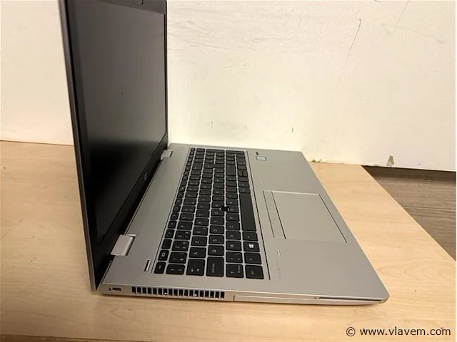 Laptop - afbeelding 2 van  3