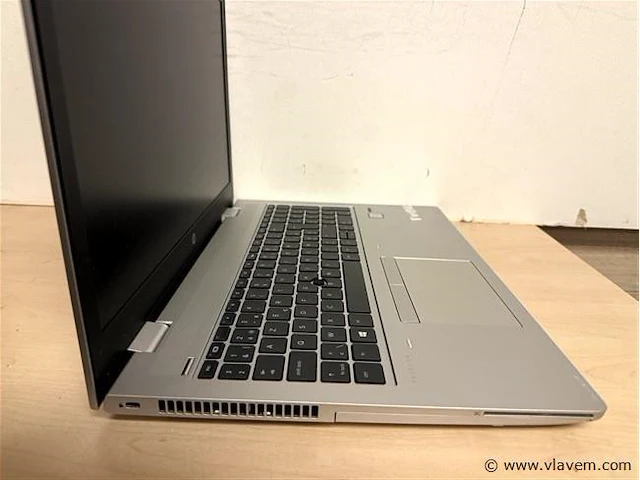 Laptop - afbeelding 2 van  3