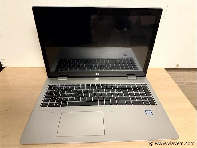 Laptop - afbeelding 1 van  3