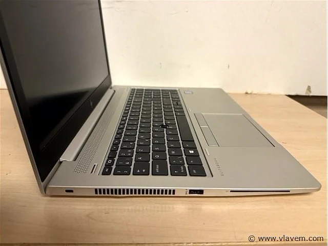 Laptop - afbeelding 2 van  3