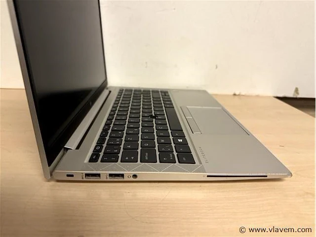 Laptop - afbeelding 2 van  3