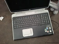 Laptop - afbeelding 2 van  3