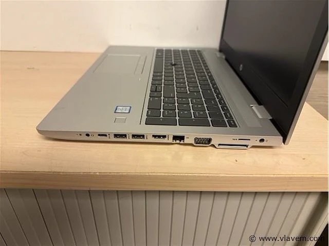 Laptop - afbeelding 3 van  3