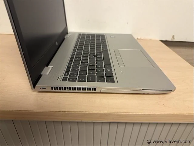 Laptop - afbeelding 2 van  3