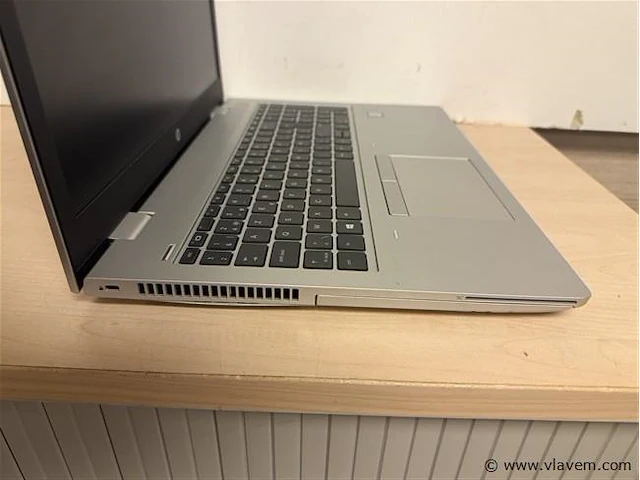 Laptop - afbeelding 2 van  3