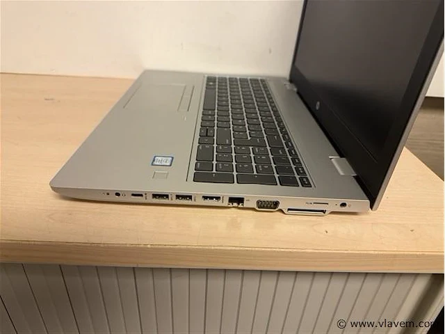 Laptop - afbeelding 3 van  3