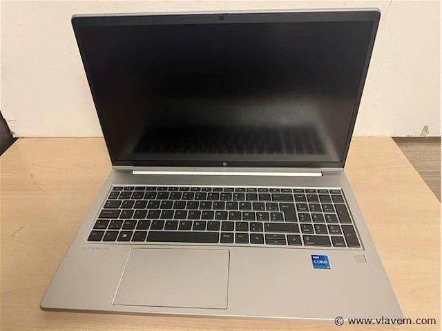 Laptop - afbeelding 1 van  3