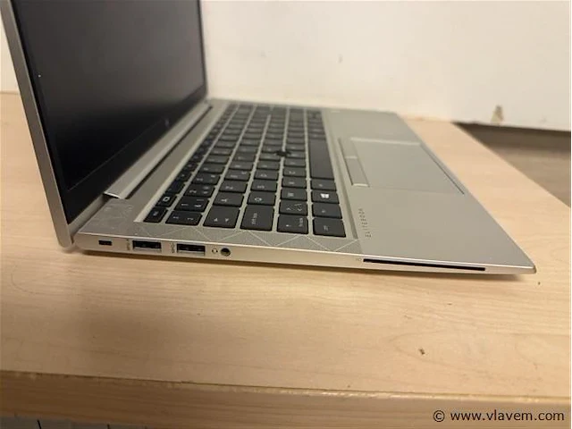 Laptop - afbeelding 2 van  3