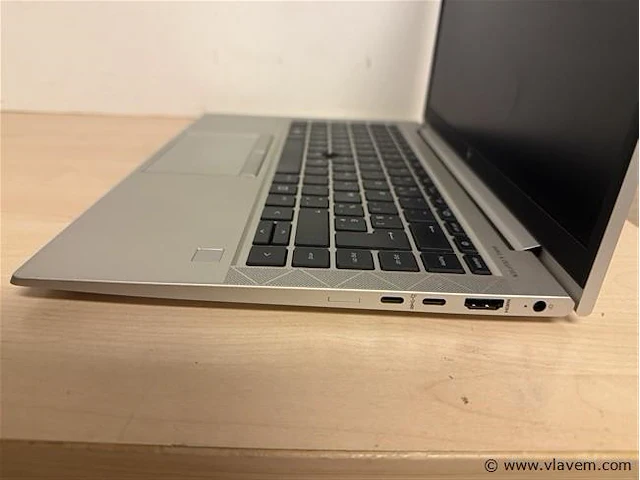 Laptop - afbeelding 3 van  3