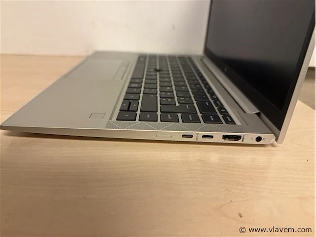 Laptop - afbeelding 3 van  3