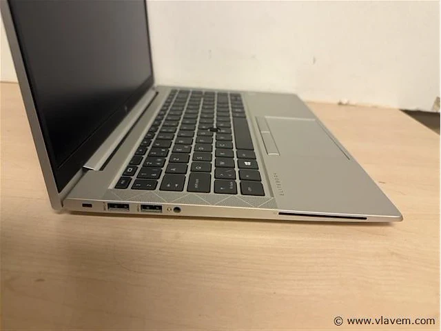 Laptop - afbeelding 2 van  3