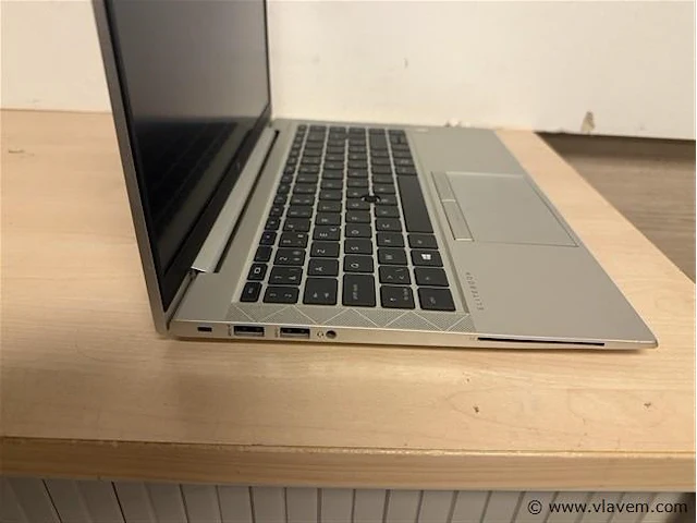 Laptop - afbeelding 2 van  3