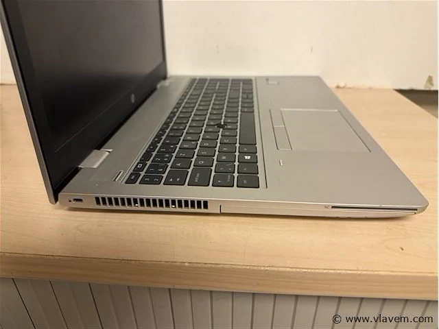 Laptop - afbeelding 2 van  3