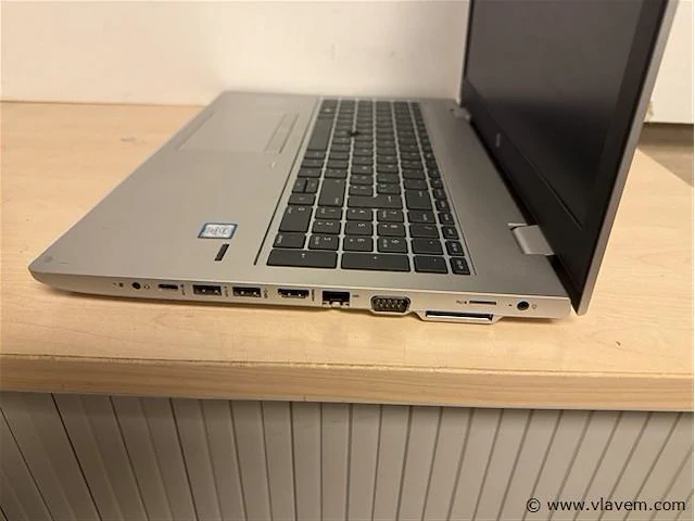 Laptop - afbeelding 3 van  3
