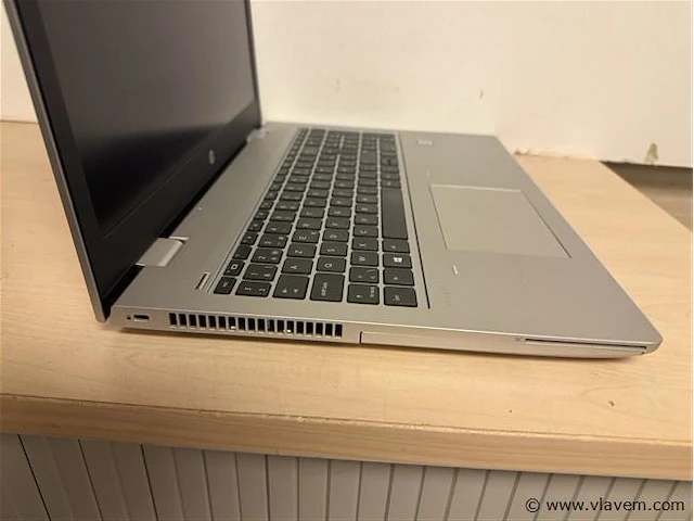 Laptop - afbeelding 2 van  3