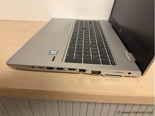 Laptop - afbeelding 3 van  3
