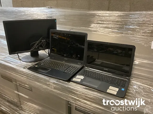 Laptops - afbeelding 1 van  6