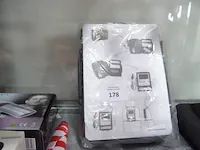 Laptoptas fargus, tondeuse dignlign, vlagje, mondmaskers, poetsdoek, zak voor rugleuning auto - afbeelding 7 van  8