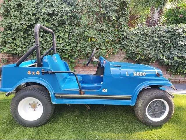 Laredo - jeep - luna parc - afbeelding 3 van  12