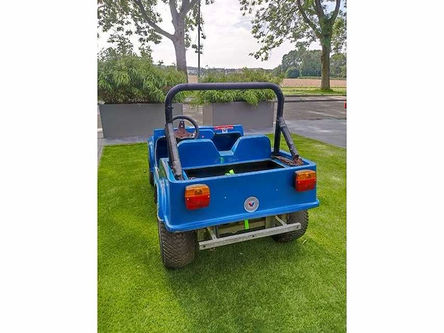 Laredo - jeep - luna parc - afbeelding 5 van  12