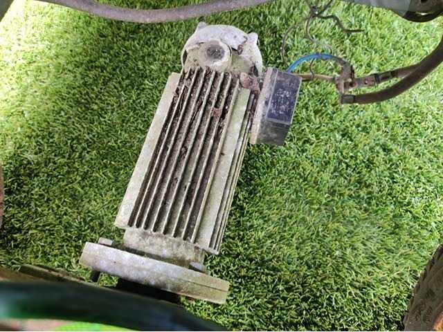 Laredo - jeep - luna parc - afbeelding 9 van  12