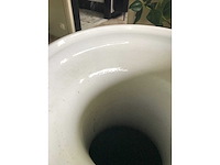 Large blanc de chine ceramic vase. 90cm high. - afbeelding 32 van  34
