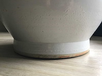 Large blanc de chine ceramic vase. 90cm high. - afbeelding 6 van  34
