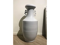 Large blanc de chine ceramic vase. 90cm high. - afbeelding 27 van  34