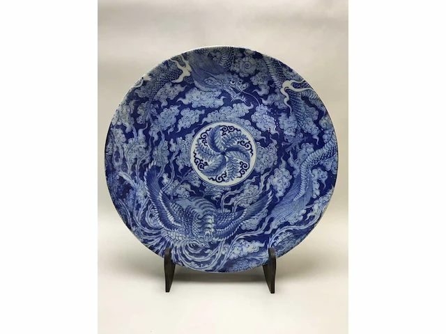 Large blue white phoenix dragon japanese porcelein plate - afbeelding 2 van  26