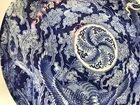 Large blue white phoenix dragon japanese porcelein plate - afbeelding 5 van  26
