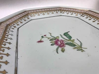 Large chinese hexagonal tureen with peach-shaped lid with tray - afbeelding 10 van  49