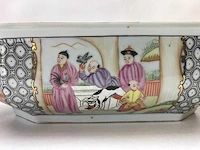 Large chinese hexagonal tureen with peach-shaped lid with tray - afbeelding 18 van  49